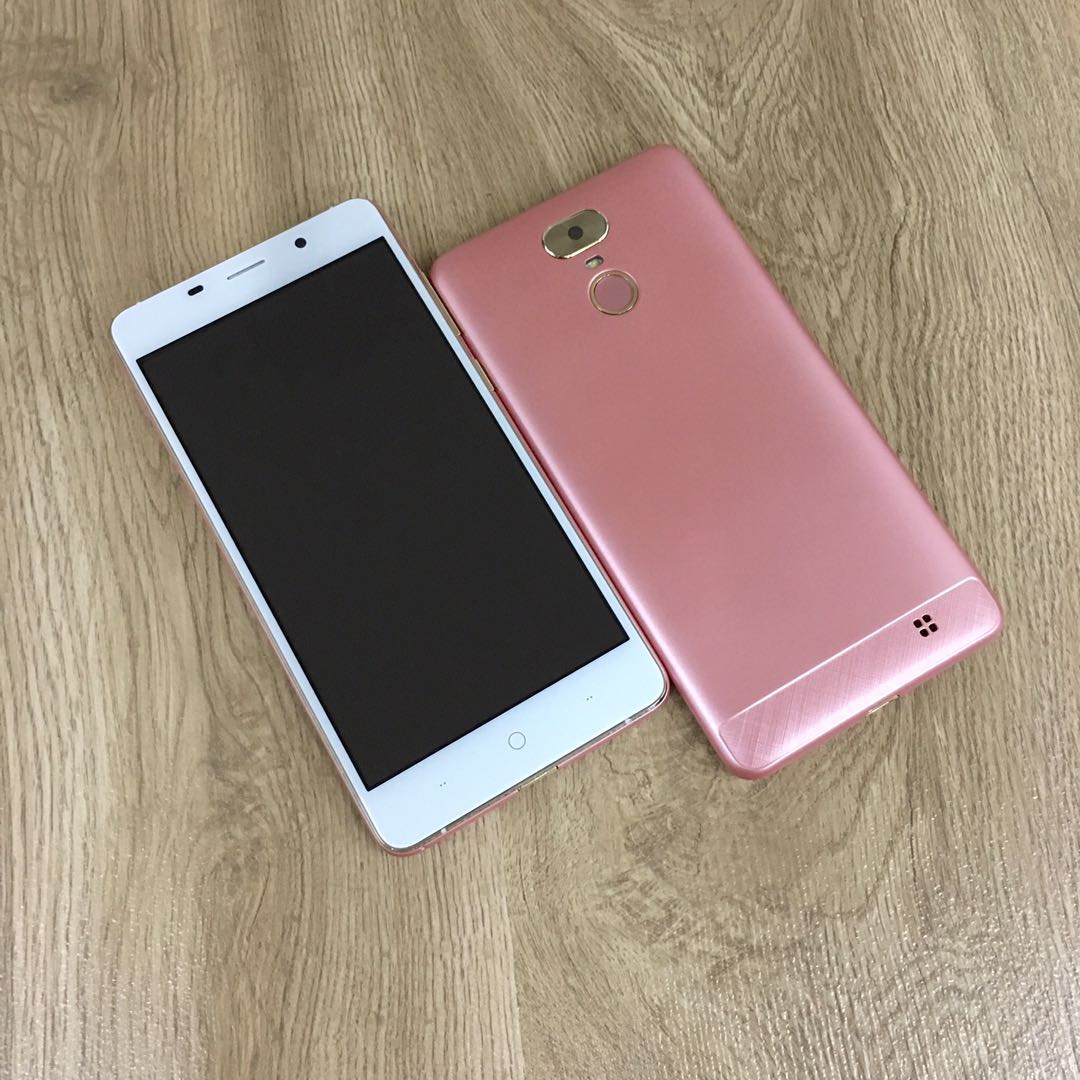 (ROSE GOLD)(4G Dual Sim)Leotec Titanium Print 2+16GB 5.5 Inch Android Phone 95% NEW